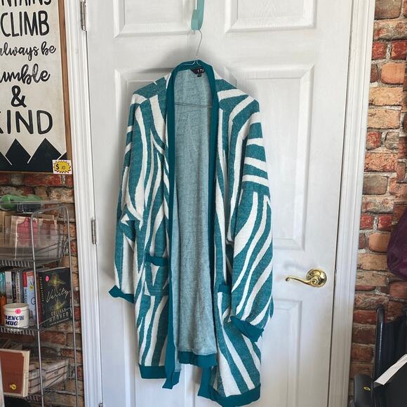 Chic Teal and White Striped Women's Long Cardigan - Picture 1 of 3